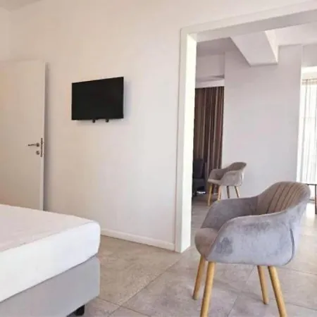 Hotel Lemon Cliff Luxury Mamaia
